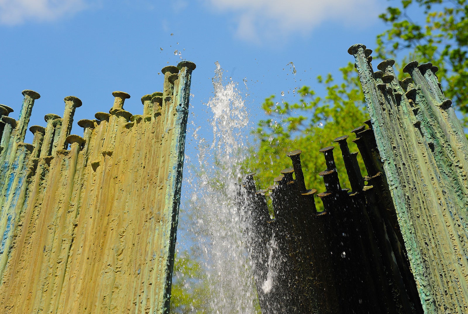 fountain1975-x3