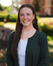 Alexis Perry Headshot