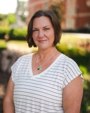 Caryn Tabor Headshot