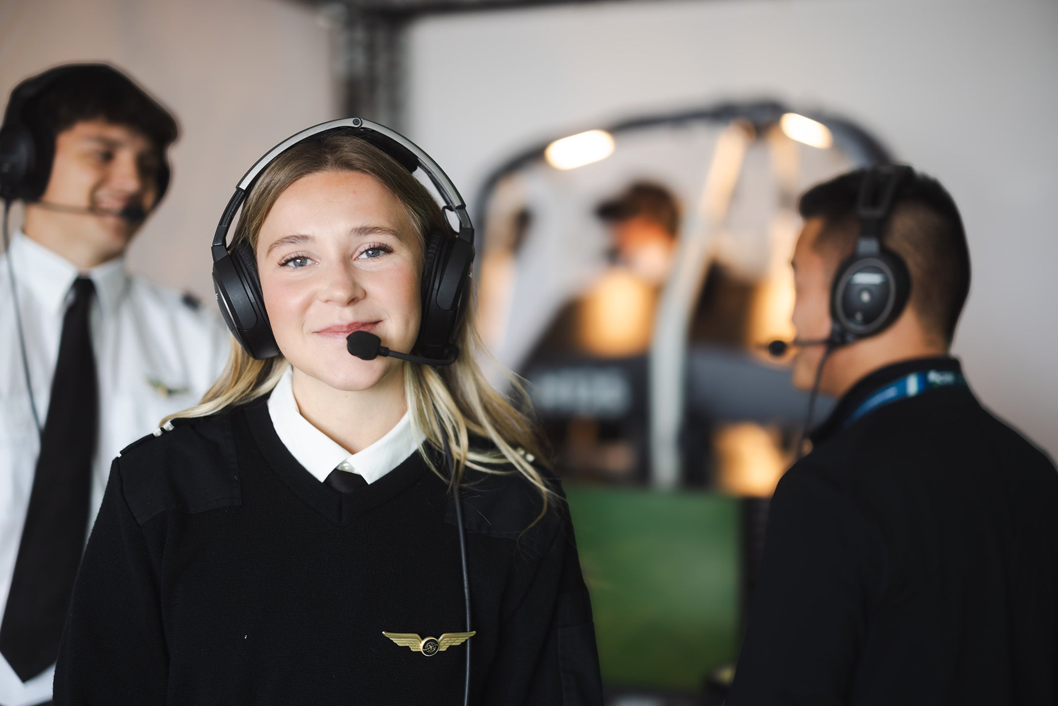 Marshall Aviation students uses the H125 simulator