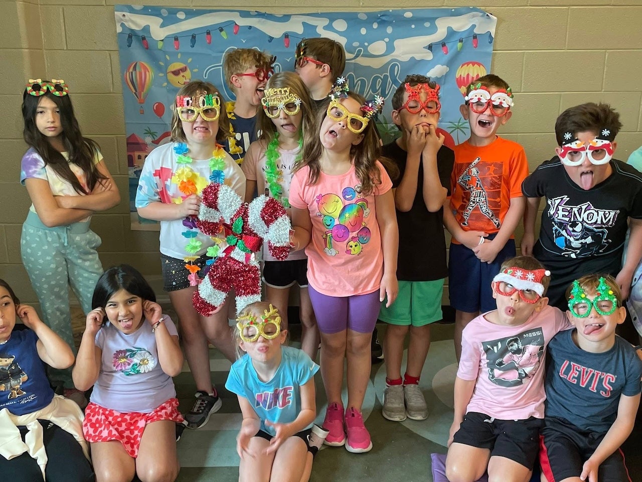 Image of Kids at a birthday party at the rec