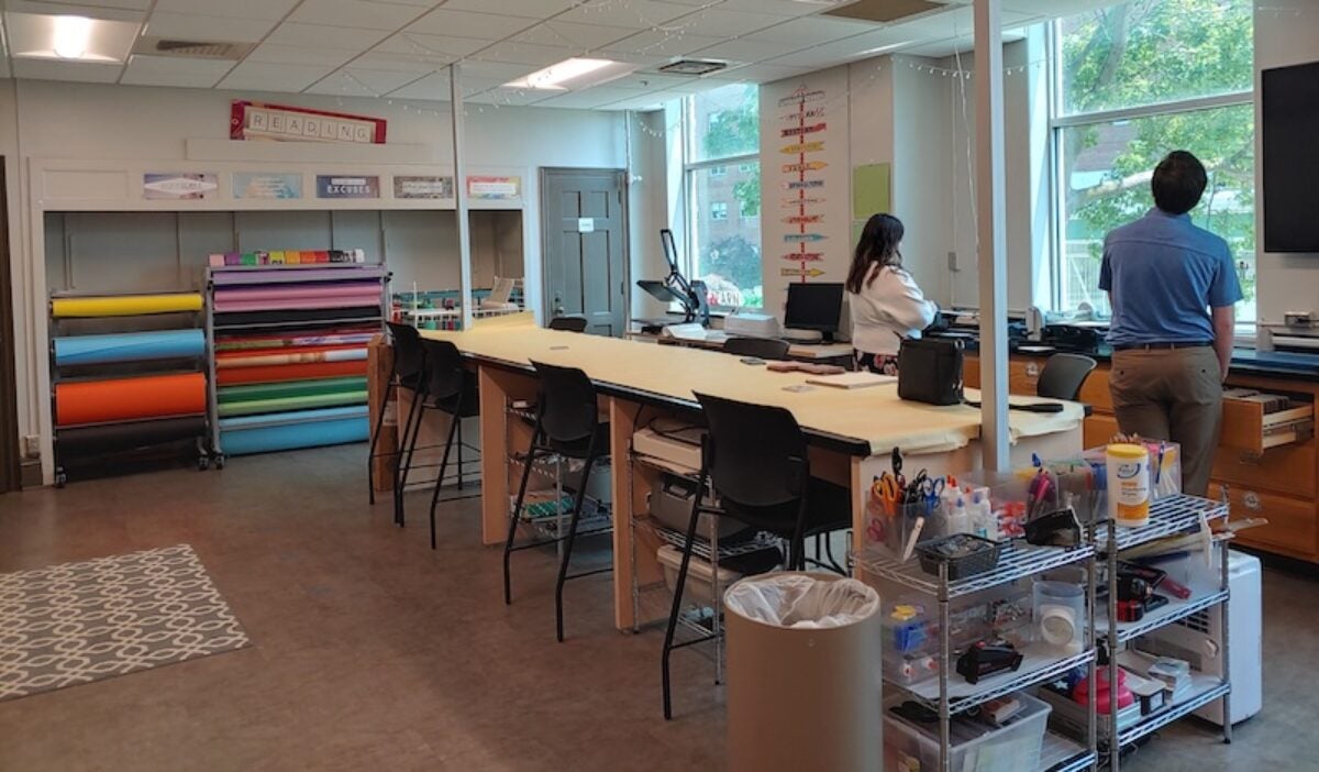 LRC graphics room