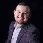 Head shot of Addison Crum