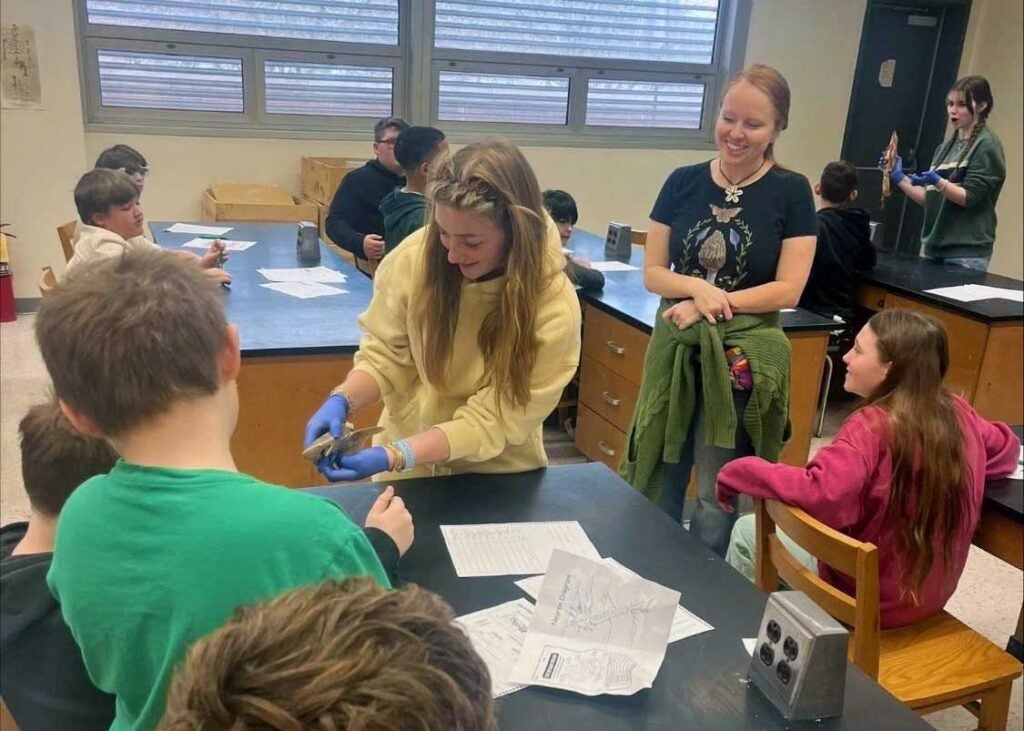Biology hosts NASA Outreach Day for Meadows Elementary students