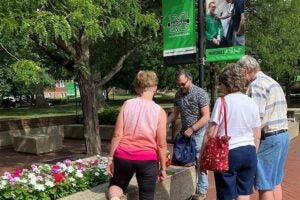 NRES faculty leads Tree Walk for lifelong learners