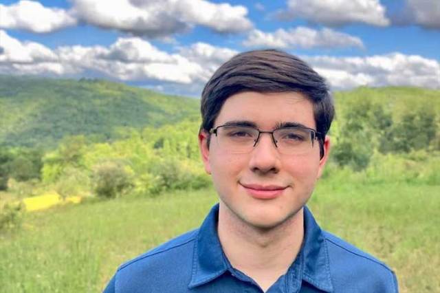 Geology student awarded NSF Graduate Fellowship