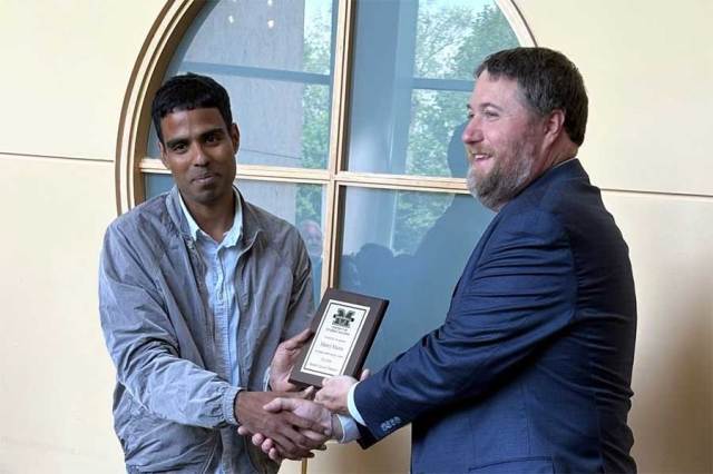 Chemistry faculty member honored as Student Success Champion
