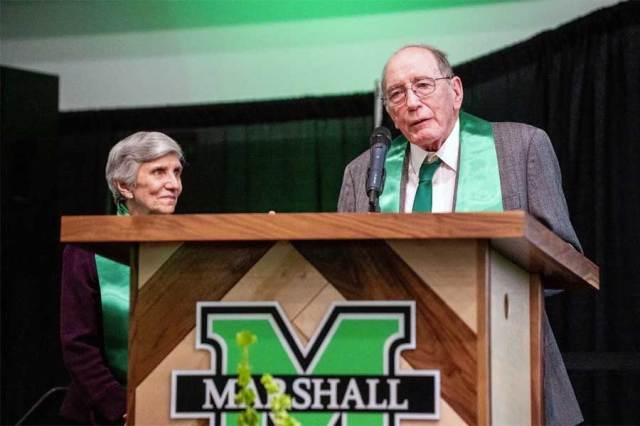 College of Science alumni Dr. Lonnie Thompson & Dr. Ellen Mosley-Thompson honored at Alumni Awards Banquet