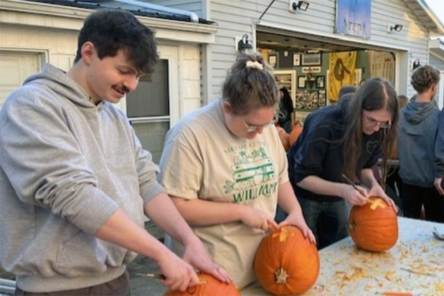 Mathematics club creates pumpkin puzzle
