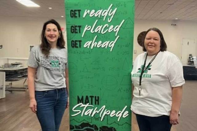 Mathematics sparks momentum at orientation with Math Stampede
