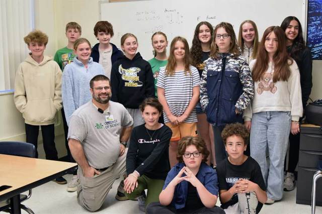 Physics helps Huntington Middle students prepare for pumpkin drop