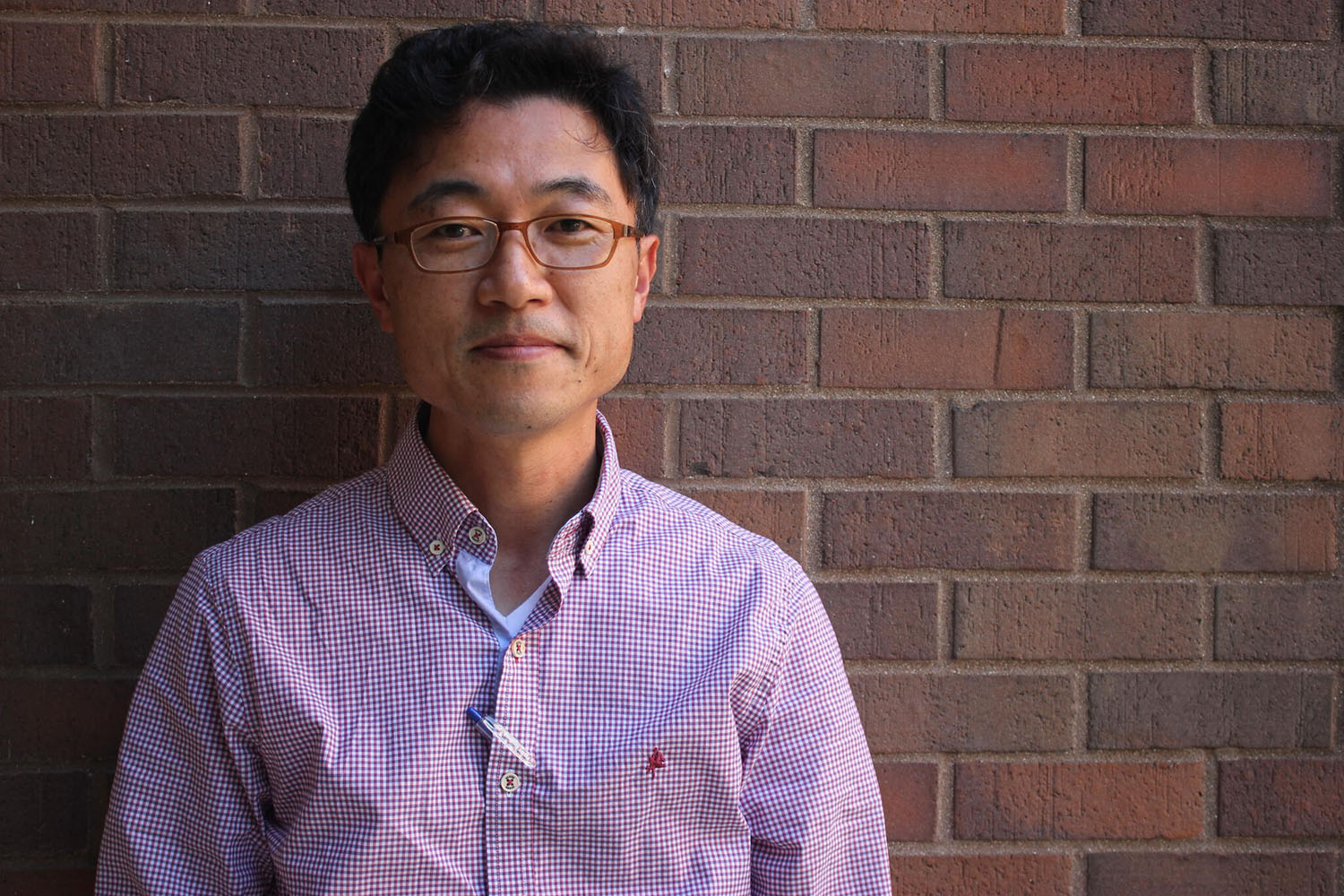 Headshot of Bob Hong