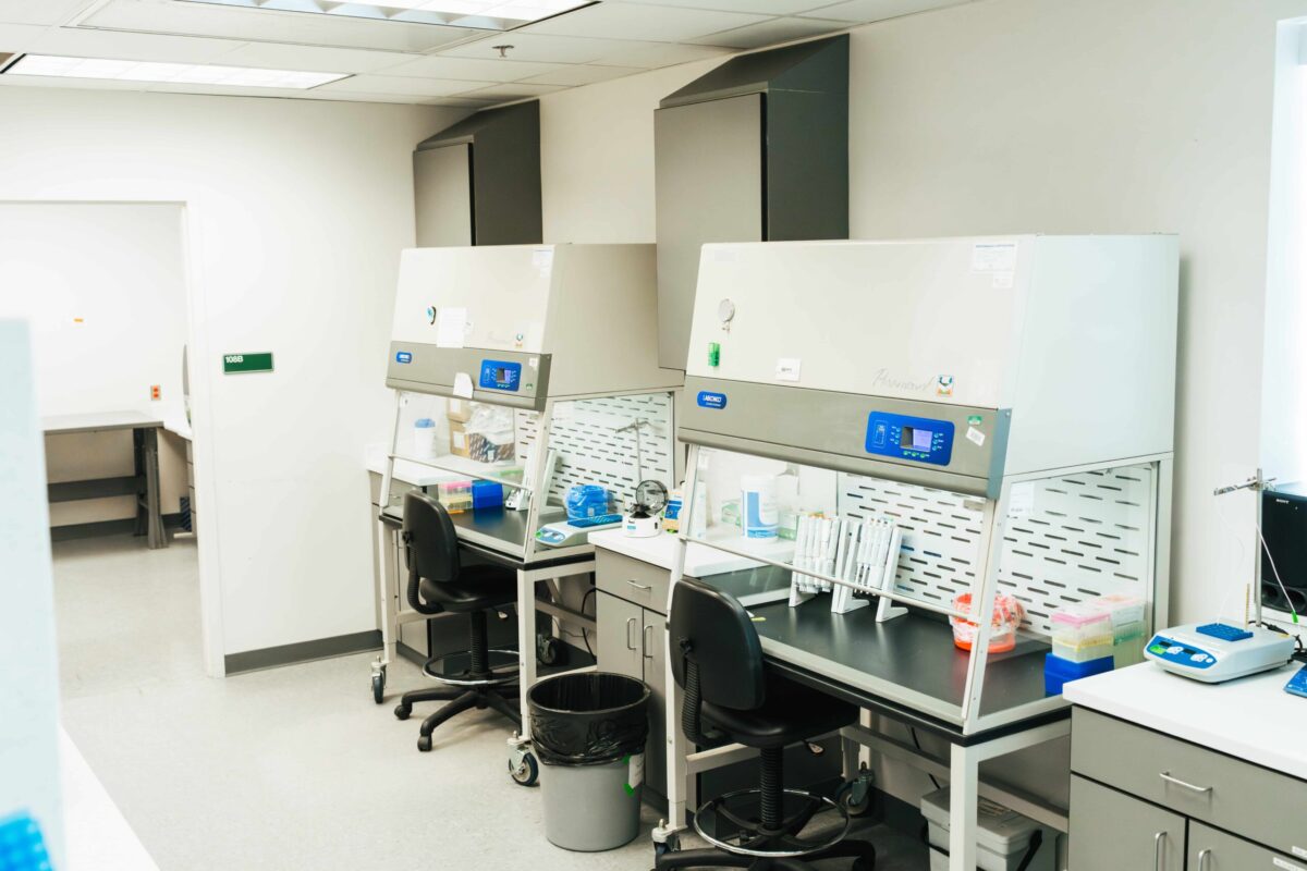 forensic science center lab stations