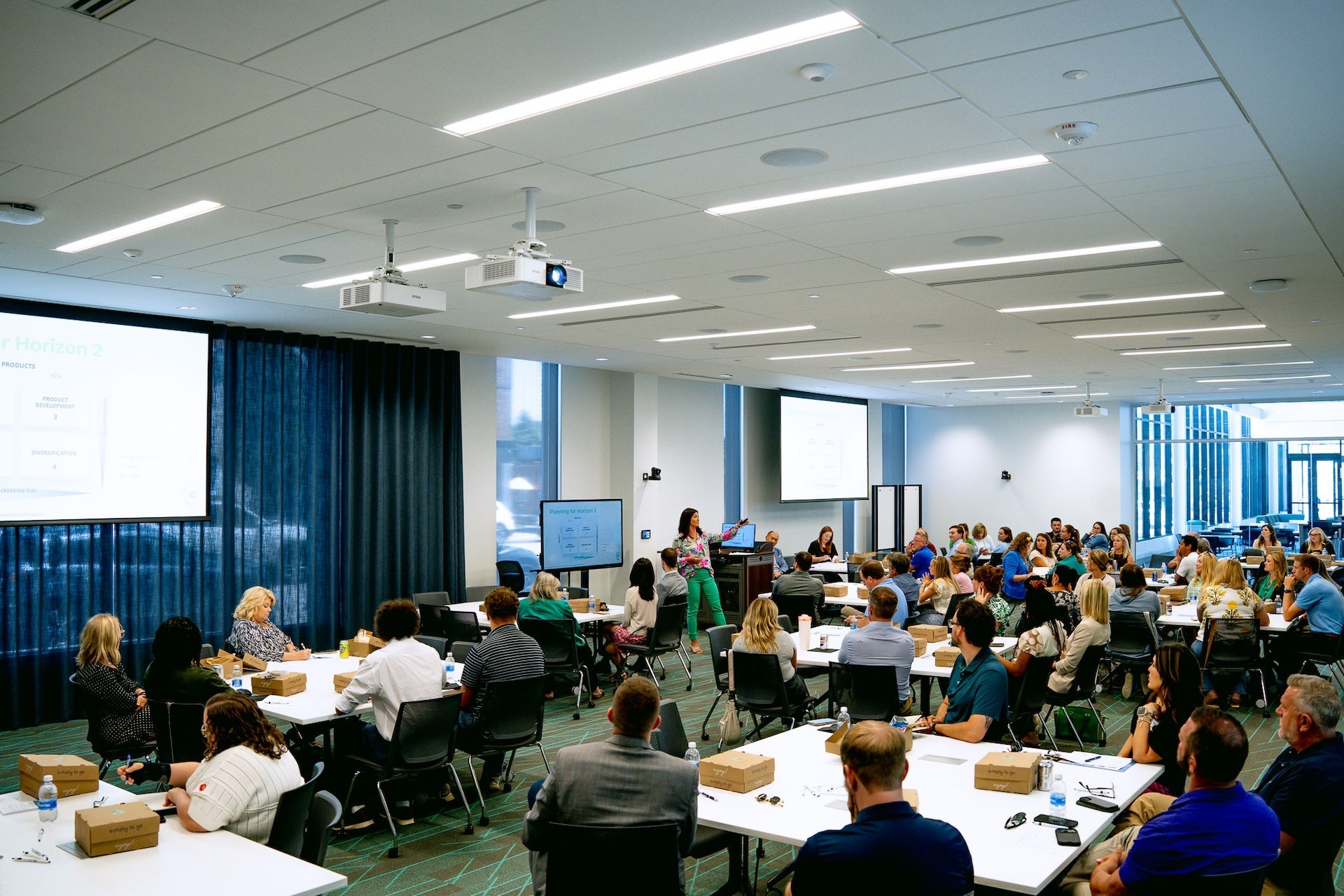 Image of everyone in a community training.