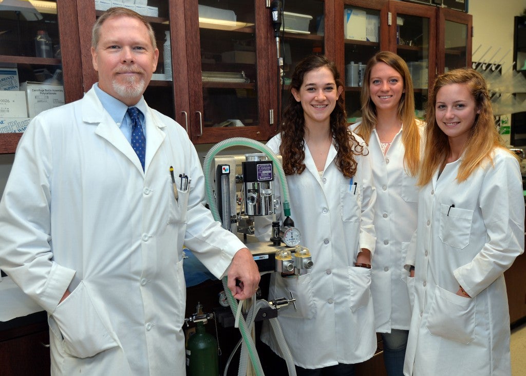 Professor receives $350,000 NSF research grant