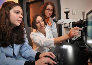 Photo of Dr. Maria Serrat and student