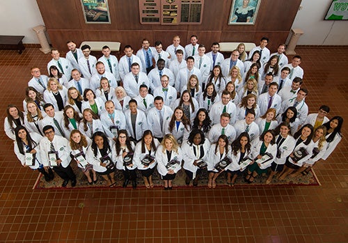School of Medicine welcomes Class of 2022 with White Coat Ceremony -  Marshall University News
