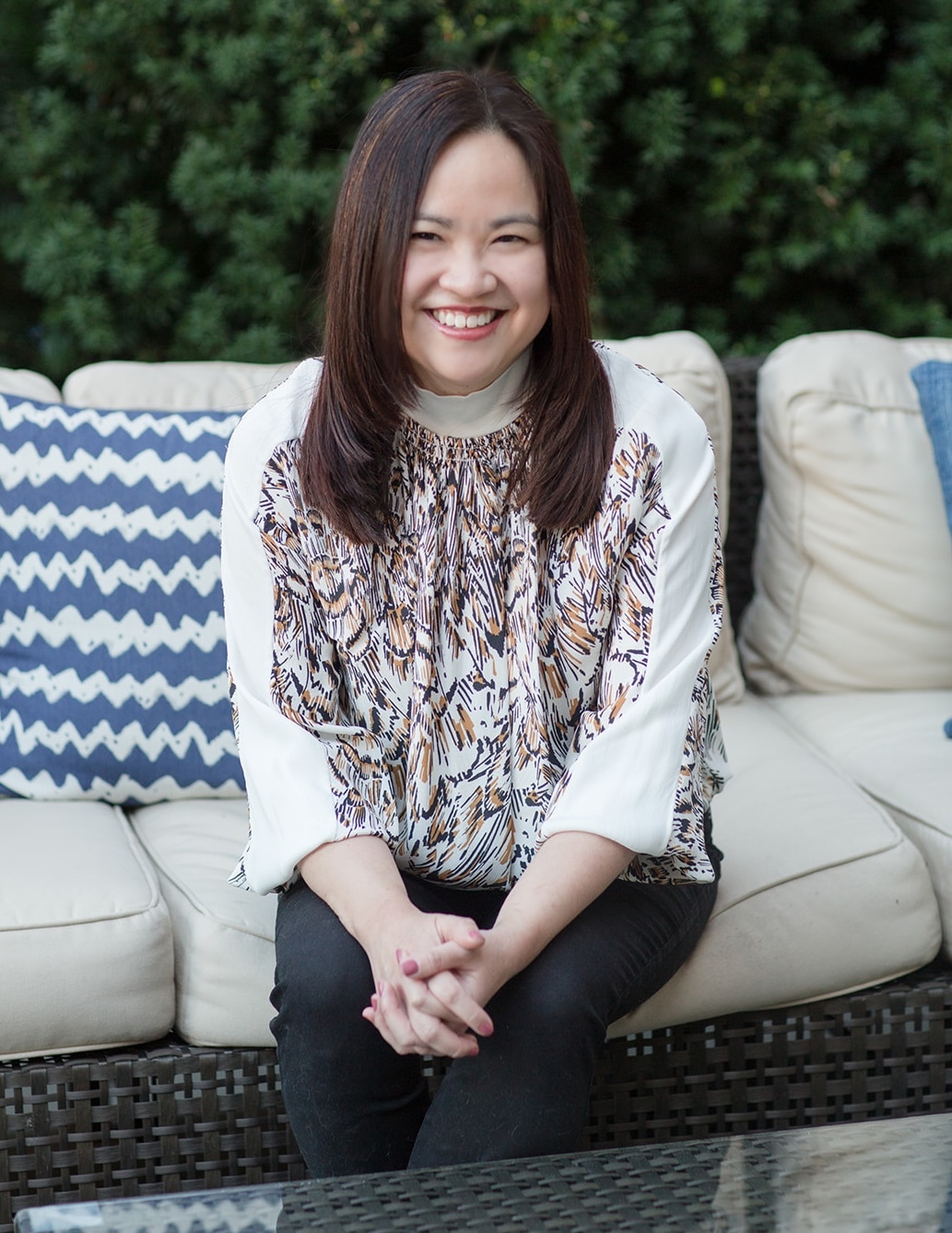 Author Melanie Ho