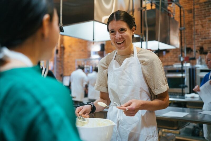 Image of students in Huntington's ktichen