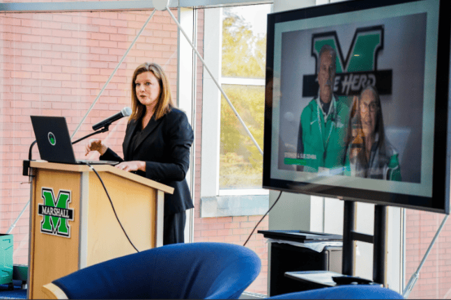Julia presents at Zemba