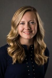headshot of Hannah Frazier
