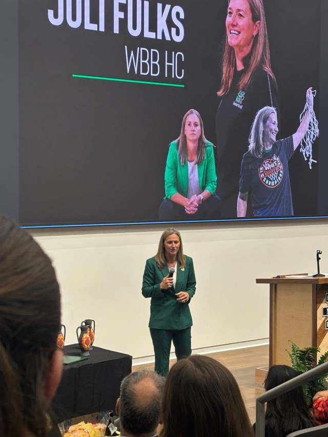 Dr. Juli Fulks key note speech at 2026 Women of Marshall Awards.