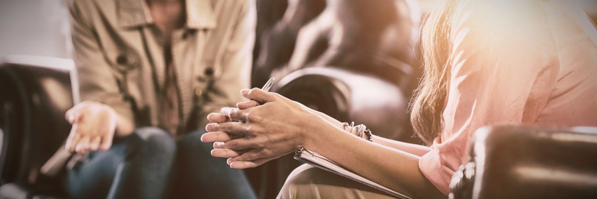 two people talking having a counseling session