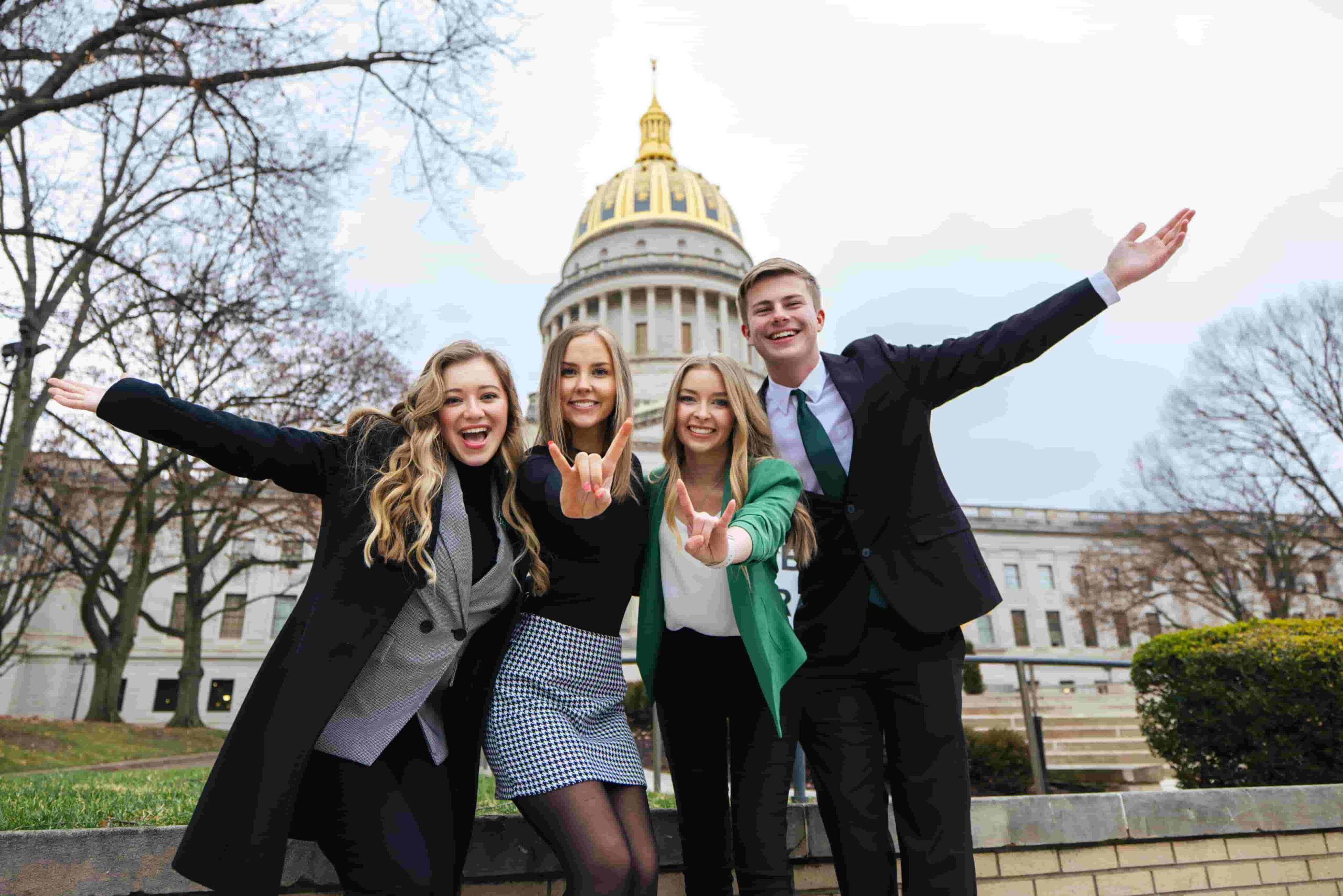 Photo of students outside state capitol