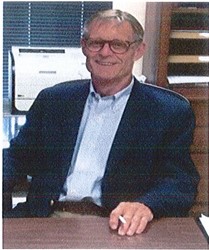 Picture of Joe Holley.